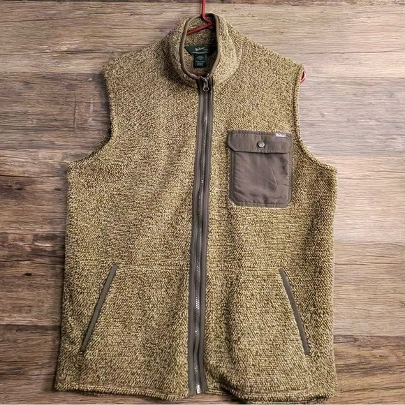 Woolrich Men's Tan Sherpa Vest